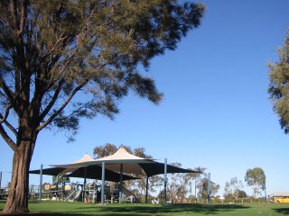 The sky, from a park somewhere on the North shore of the Swan River, Perth
